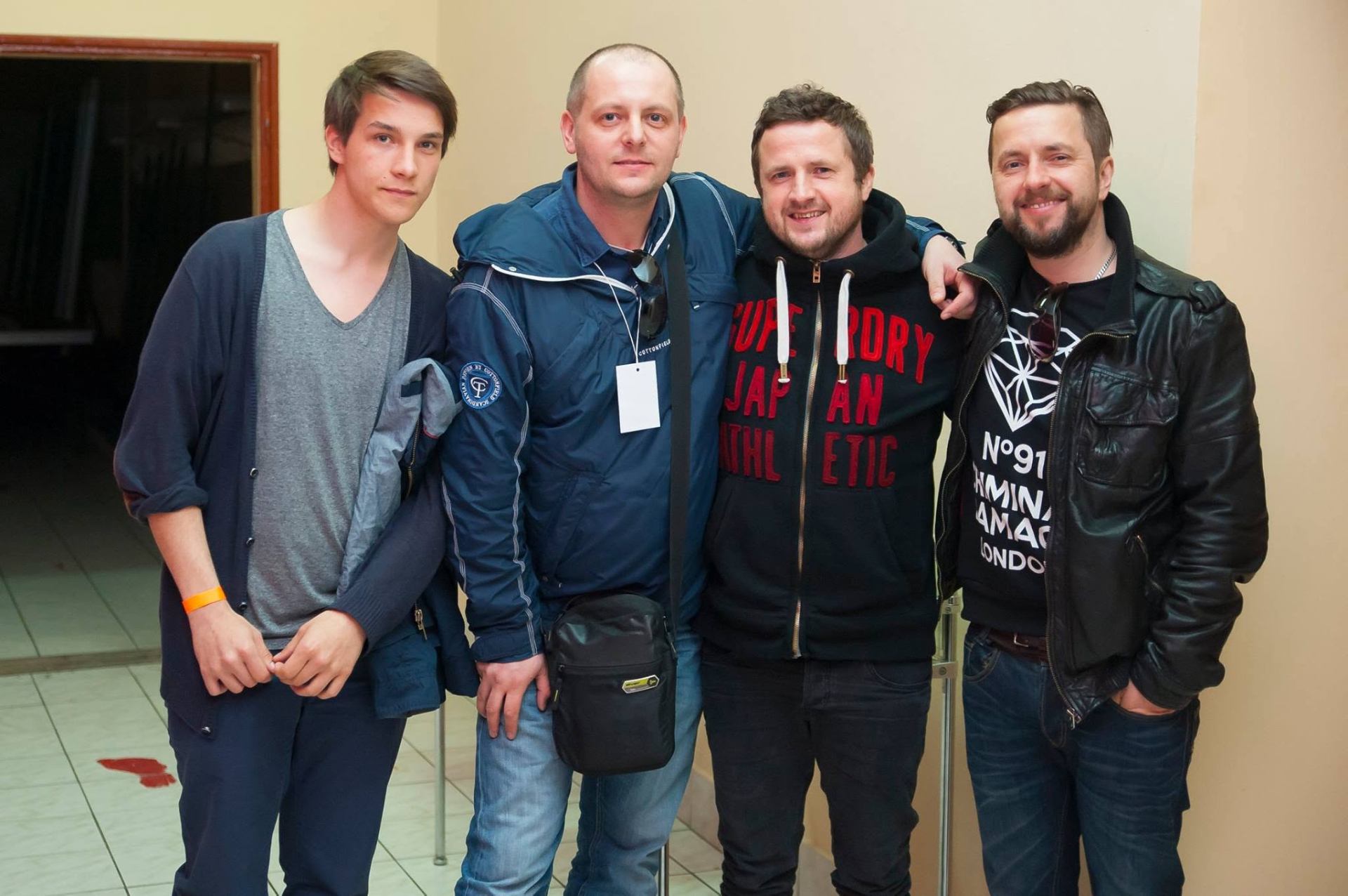 DJ Pan Mario z zespołem po koncercie