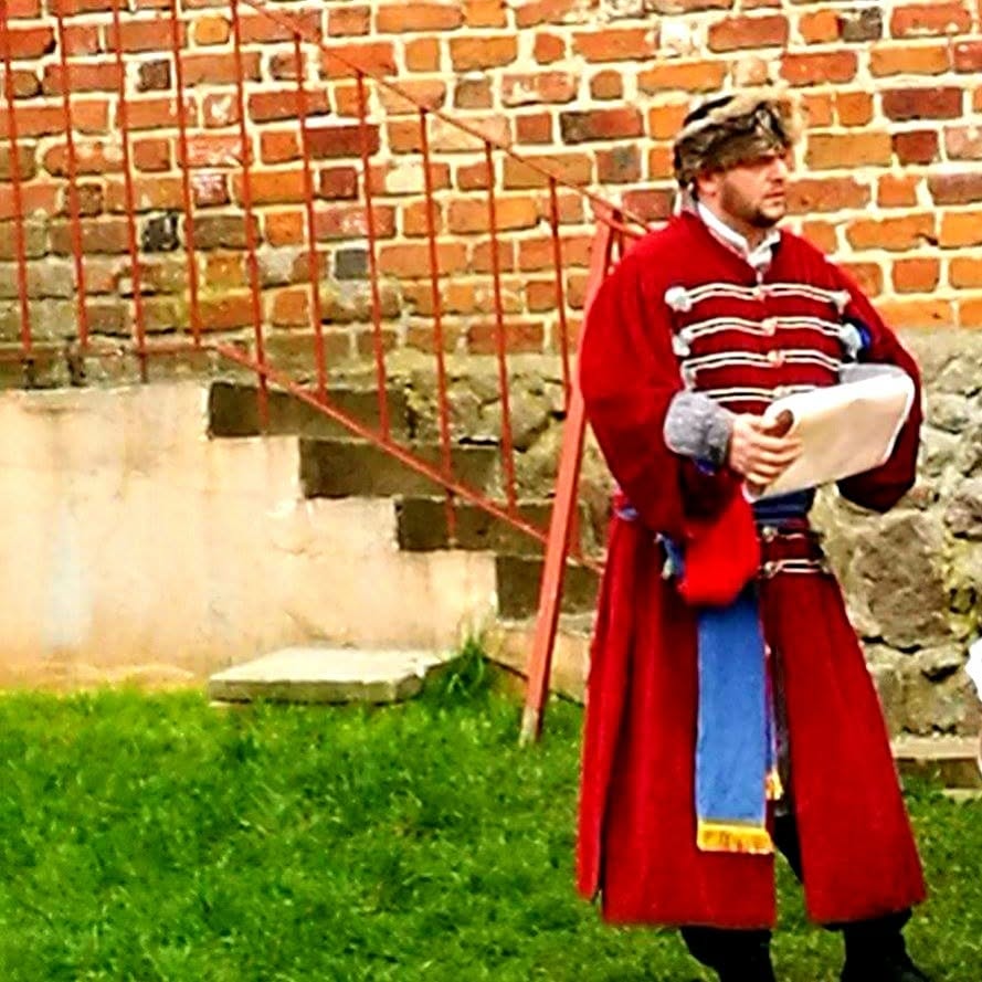 DJ Pan Mario w stroju szlacheckim – event historyczny